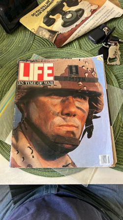 Life magazine March 1991 - in time of war copy