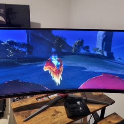 Aoc 34" Curved Monitor 