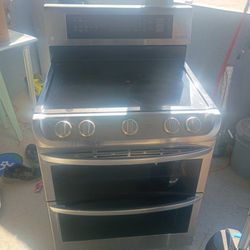 LG Stove 