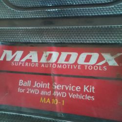 Ball joint service kit