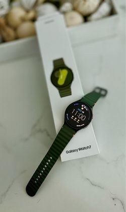 Samsung Galaxy Watch 7 (Cellular Compatible) Unlocked