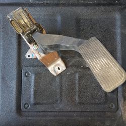 2007-2013 chevy gas pedal