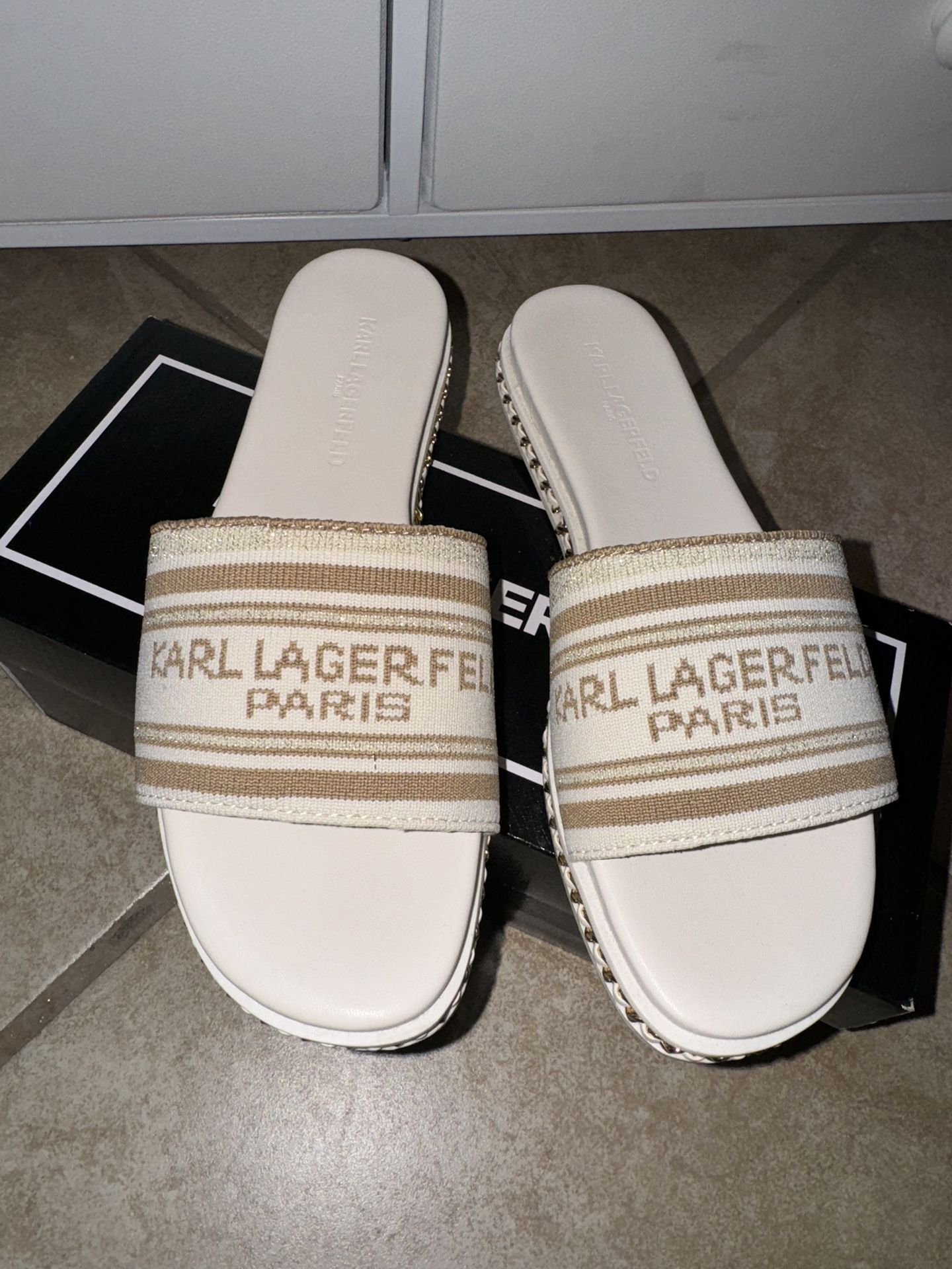 Karl Lagerfeld Slip On