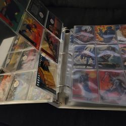 Large Marvel and DC comic collection! VINTAGE CARDS AND COMICS! SOME ITEMS 40+ YEARS OLD!