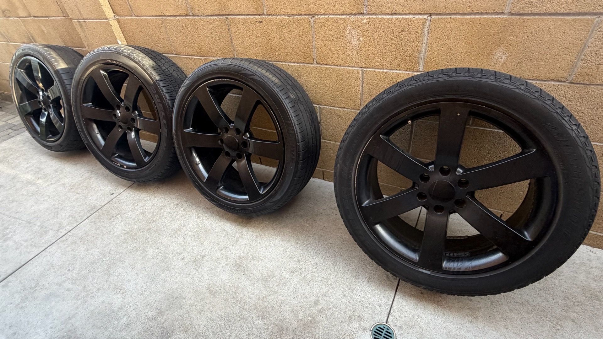 22 inch Tbss replica wheels for Sale in Santa Ana, CA - OfferUp