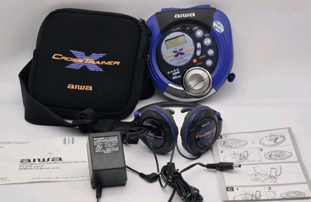 VTG Aiwa XP-SP911 Cross Trainer Portable Sport CD Player Walkman Complete EUC