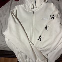 Calvin Klein Sweater 
