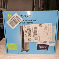 Motorola 24x8 Cable Modem Plus Ac1900 Dual Band Wi-Fi Gigabyte Router