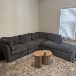 Reversible Modular Corner Sectional with Ottoman
