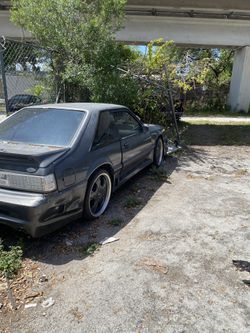 Mustan For Parts