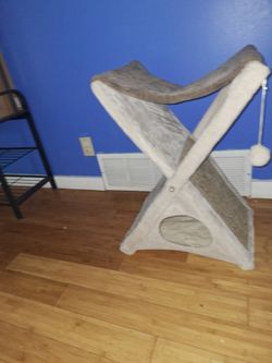 New Cat mini condo   scratch / Play/sleep combo