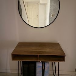 Entry table & mirror 