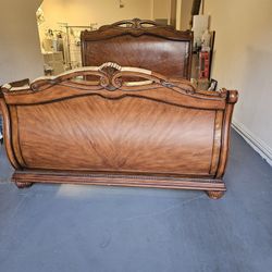 Queen-Size Sleigh Bed for Sale – $200 (Orlando, FL)