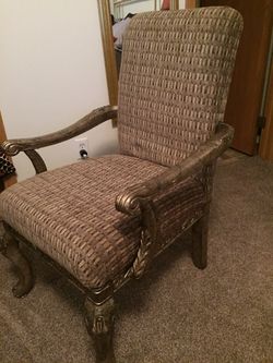 Royal Gold Chair