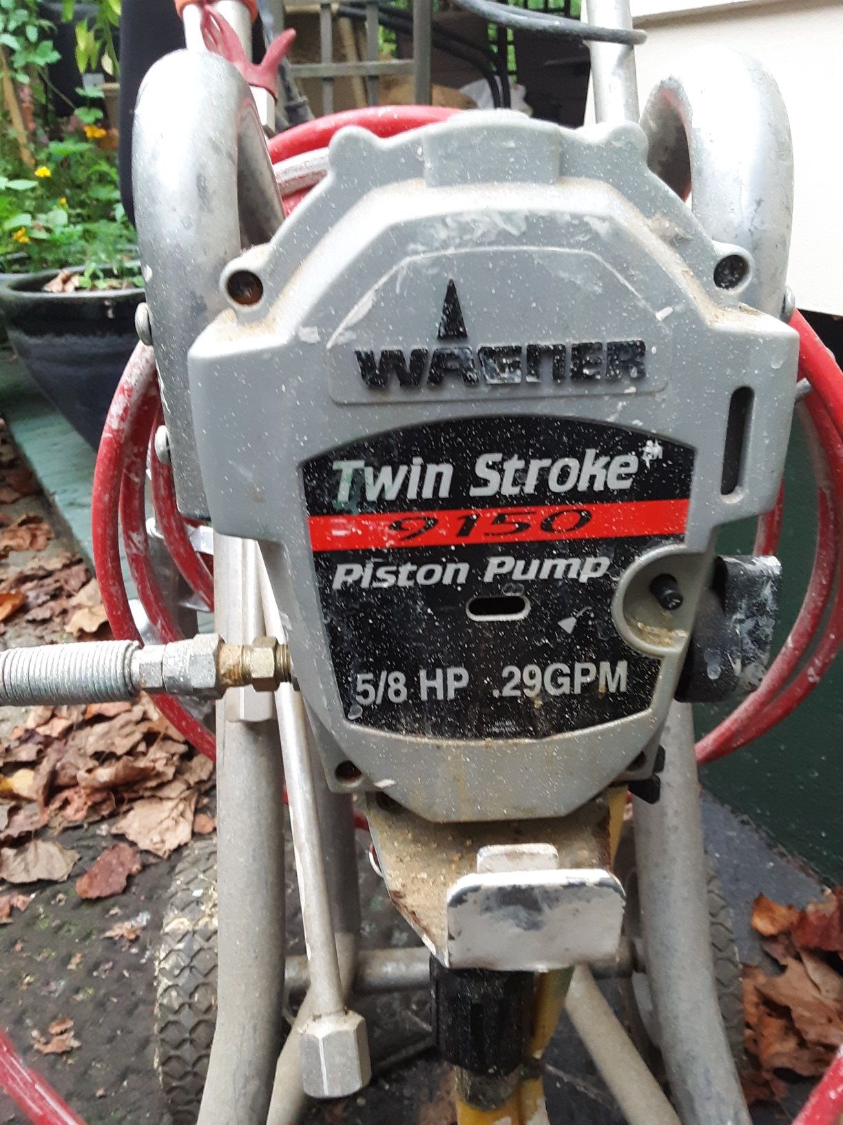 Wagner Twin Stroke 9150, 5 gallon paint sprayer for Sale in