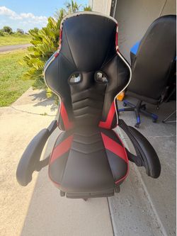 GAMING CHAIR