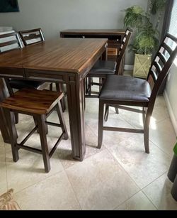 Seats 6 Dining Room High Top Set