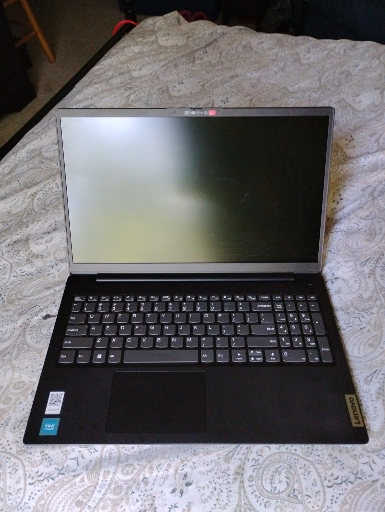 Lenovo V15 G4