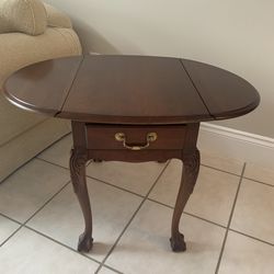 Pennsylvania house solid wood  side table with drop leafs
