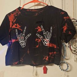 Crop top red and black rocker shirt