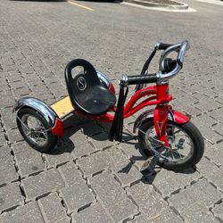 Red Schwinn Roadster Retro-Style Tricycle Bike