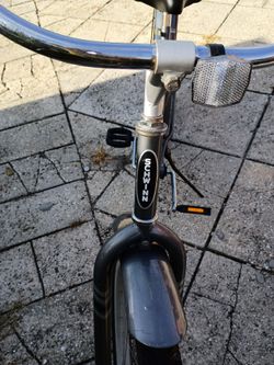Schwinn beach cruiser