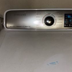 Samsung Smart Care Front Load Dryer 