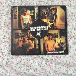 5SOS “Somewhere New” CD 