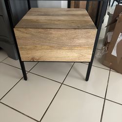 City Furniture Coffee Table & End Table Set