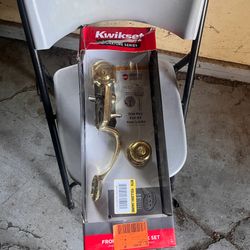 Dakota polished brass single cylinder door handleset