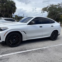 2022 BMW X6