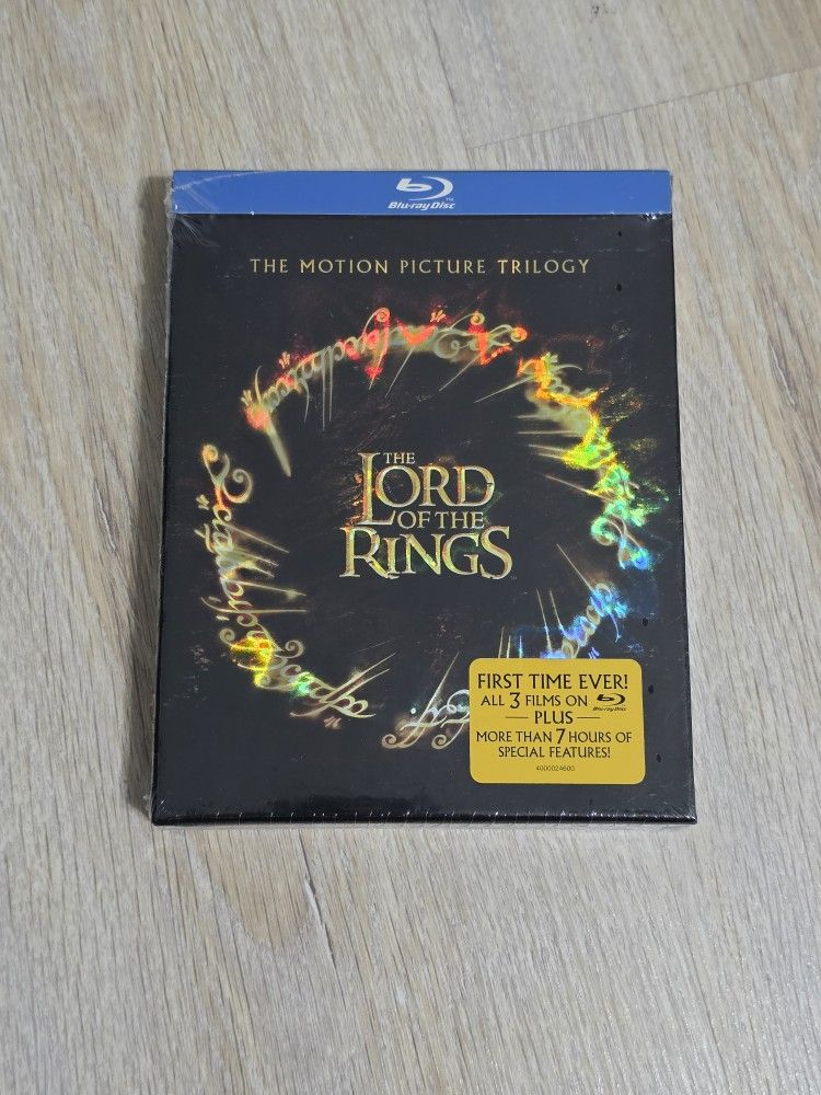 The Lord of the Rings Motion Picture Trilogy Blu-Ray - All 3 Films Plus Special Features