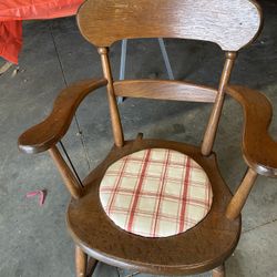 Rocking Chair 