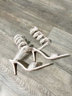 NEW EGO pink Lace Wrap Around Heels Size 6