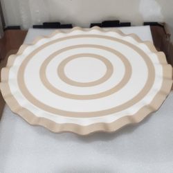 Ruffle Cake Stand New