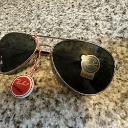Brand new Ray Bans Sunglasses
