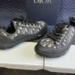 Dior men’s shoe size 13
