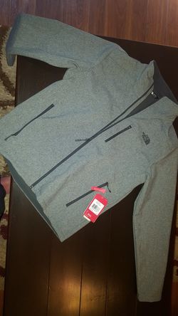 BRAND NEW MEN'S NORTHFACE JACKETS