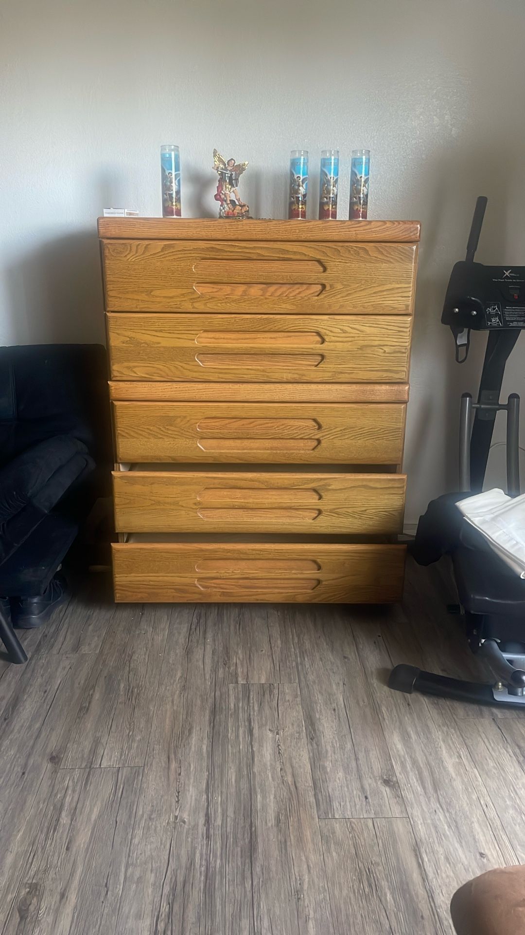 Dresser