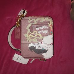 COACH CRUELLA D 101 Dalmatians