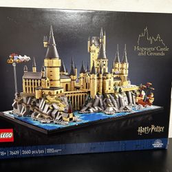 Harry Potter Hogwarts Castle And Grounds Lego Set