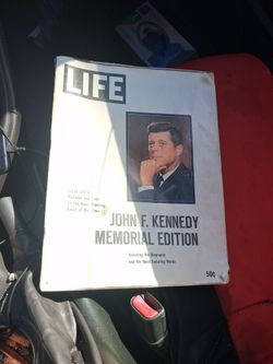 JOHN F KENNEDY "LIFE" MAGAZINE memorial edition