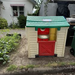 Free Playhouse 
