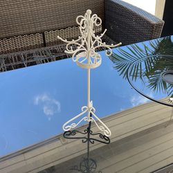Small jewelry stand
