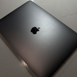 Apple MacBook Pro 13 Inch 