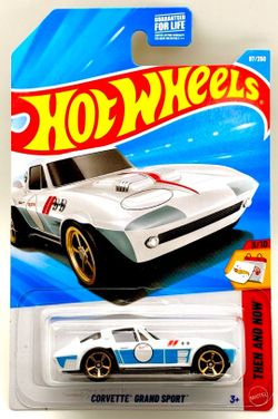 HOT WHEELS CORVETTE GRAND