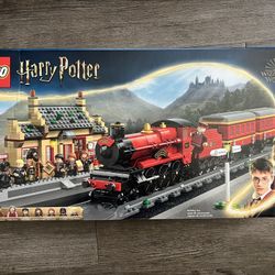 LEGO - Hogwarts Express & Hogsmeade Station - Harry Potter (76423) - New/Sealed
