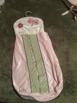 Crib beding set all together plus one extra FREE!!