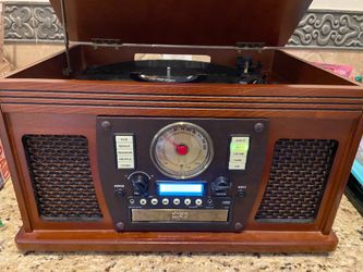Victrola vinyl record player