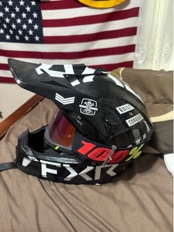 Medium FXR dirtbike helmet
